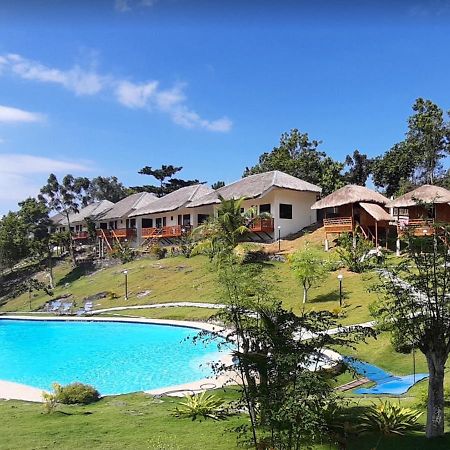 Cuestas Beach Resort And Restaurant Badian Exterior foto