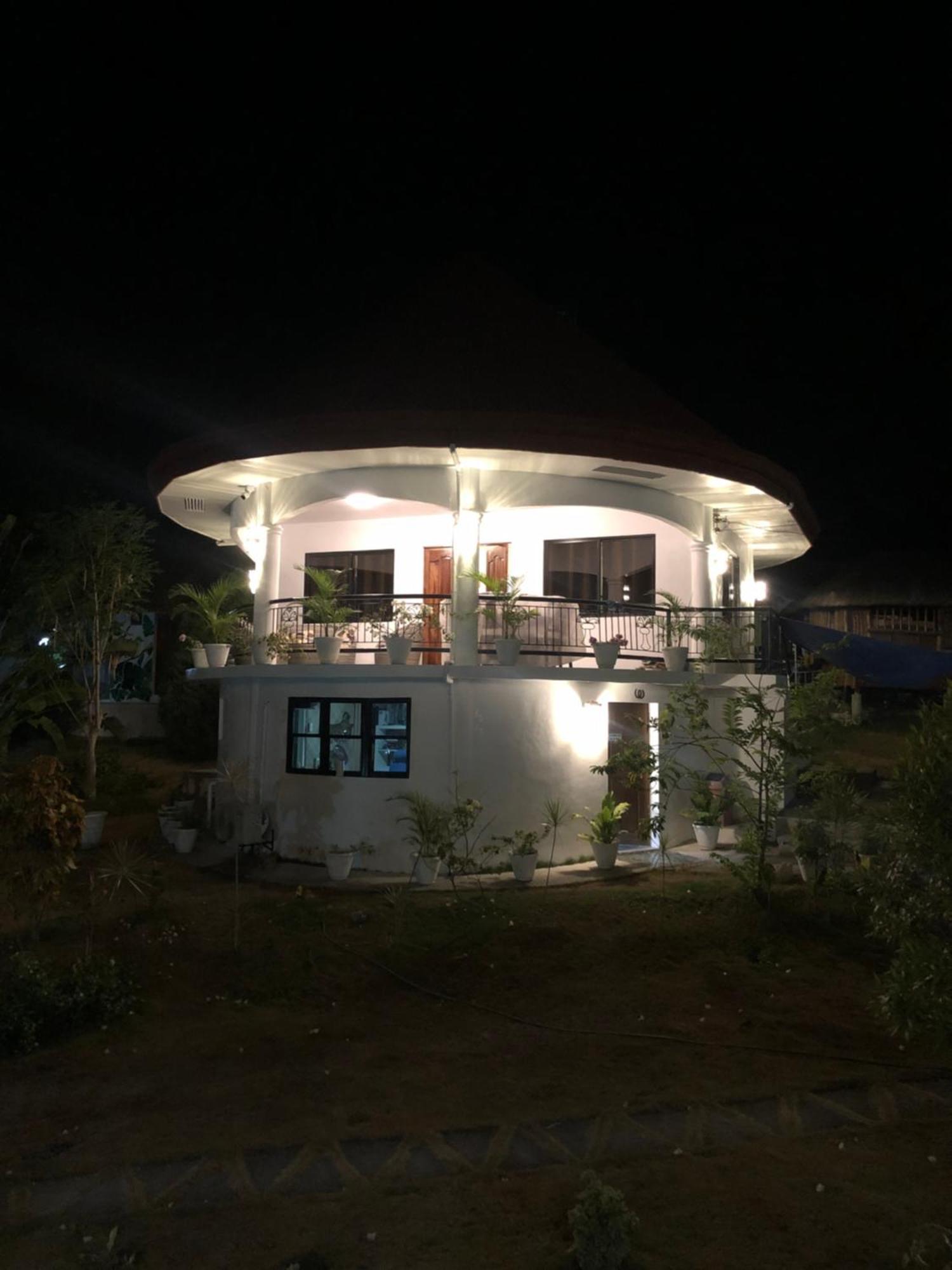 Cuestas Beach Resort And Restaurant Badian Exterior foto