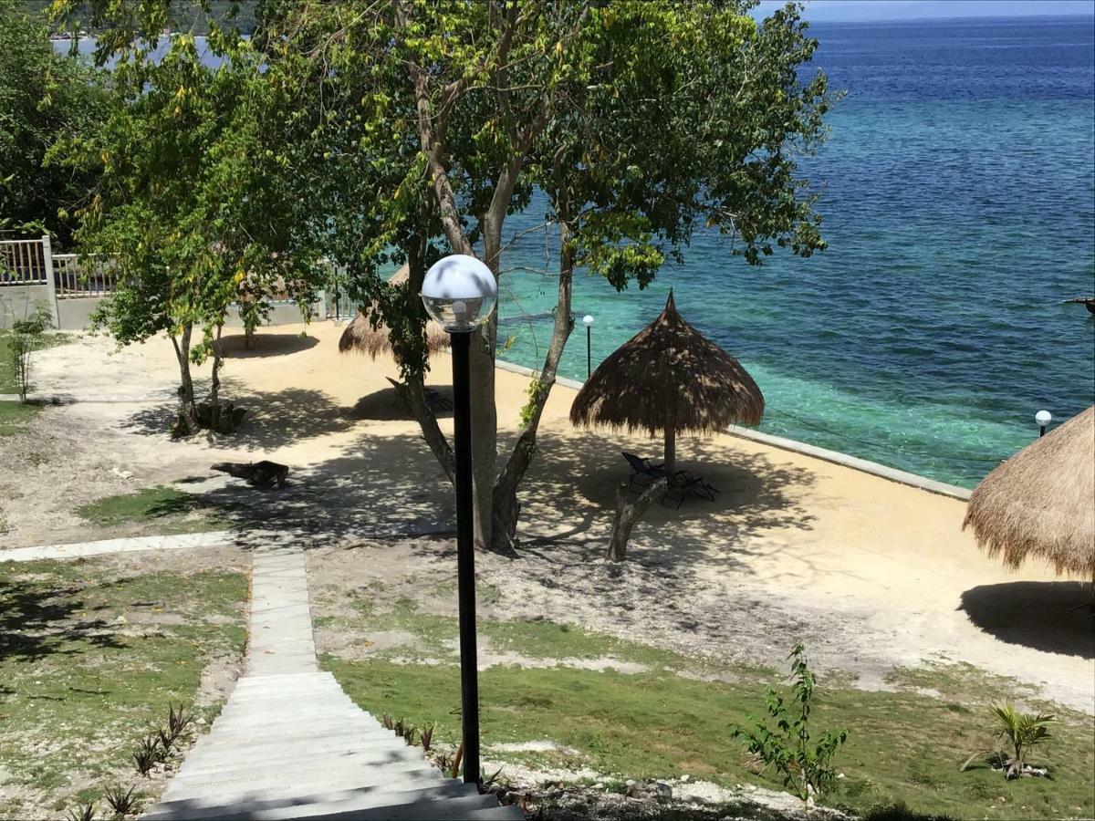 Cuestas Beach Resort And Restaurant Badian Exterior foto