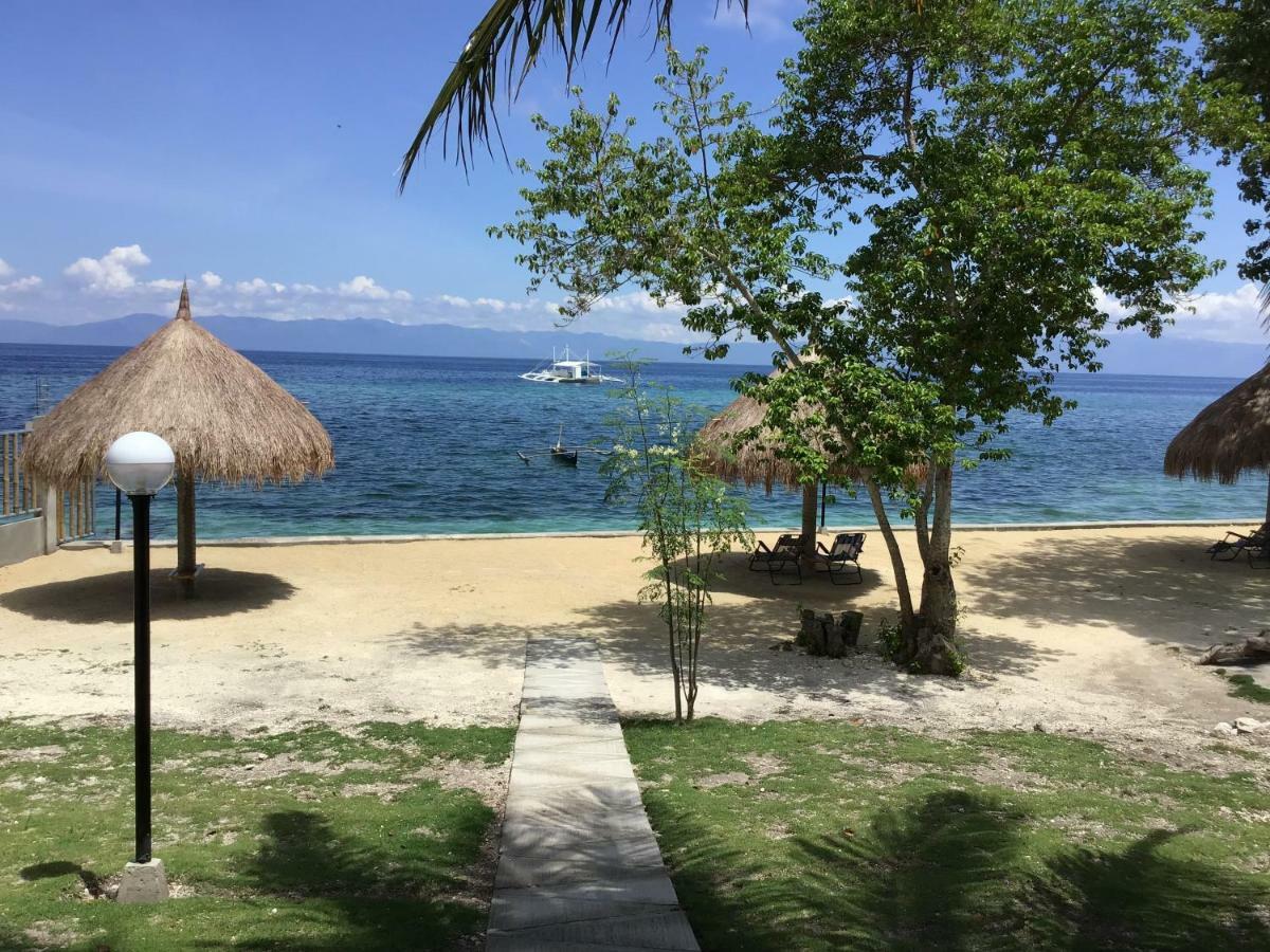 Cuestas Beach Resort And Restaurant Badian Exterior foto